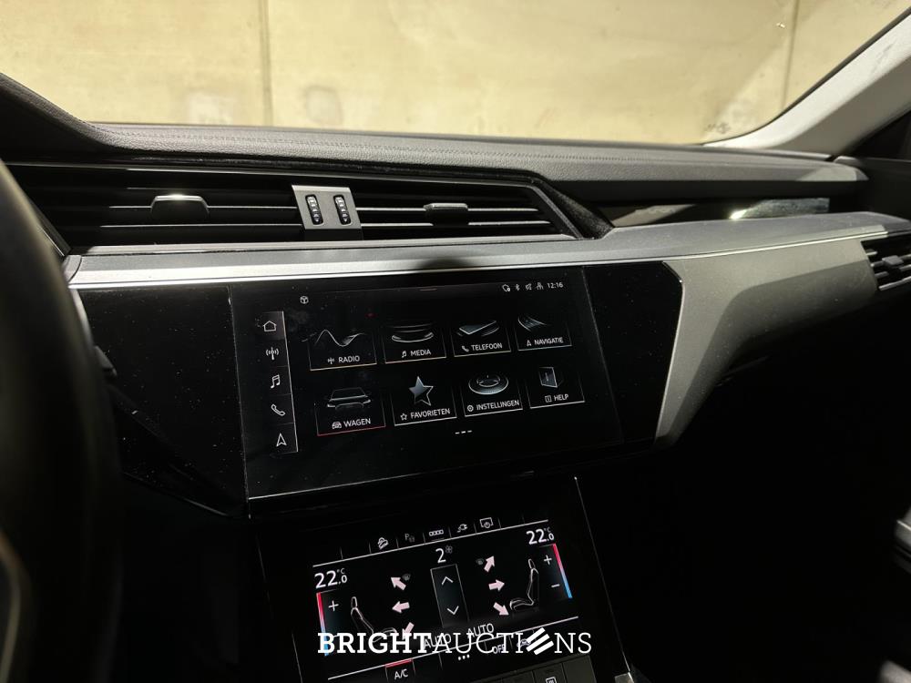 Audi e-tron 55 quattro edition 95 kWh 408pk 2020 (Origineel-NL + 1e eigenaar), K-077-BL