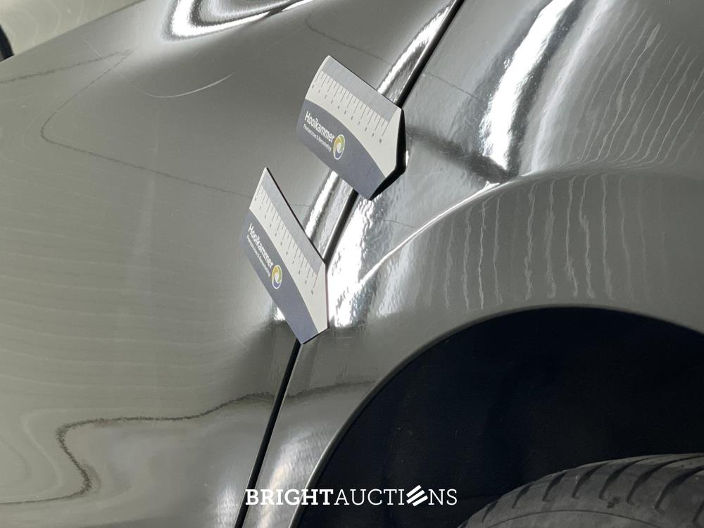 BMW 118i Executive Edition 1-serie 140pk 2020 (Origineel-NL), J-119-GJ