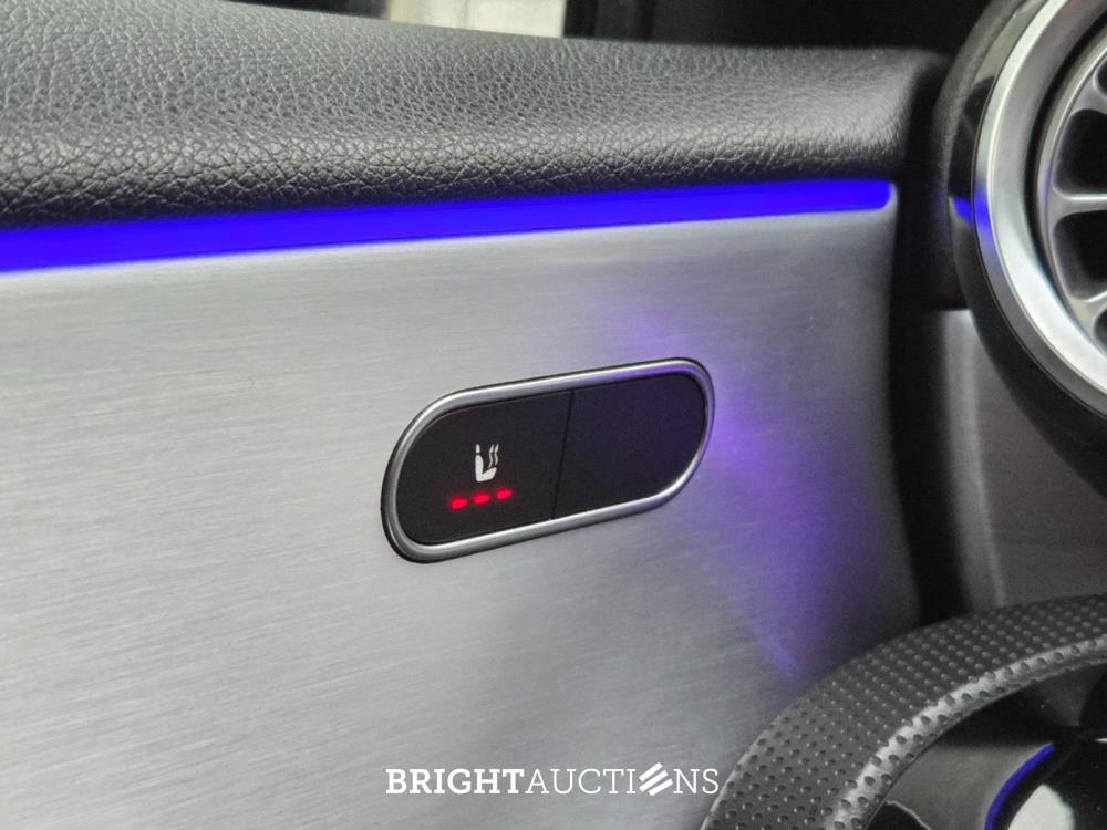 Mercedes-Benz A 220 Premium Plus 190pk 2019 A-klasse, T-192-LD