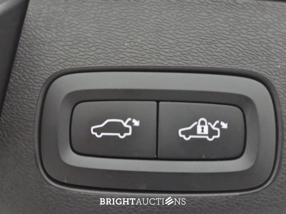 Volvo XC60 T8 Plug-in hybrid Inscription 2.0 AWD 392pk 2022, HTJ-60-L