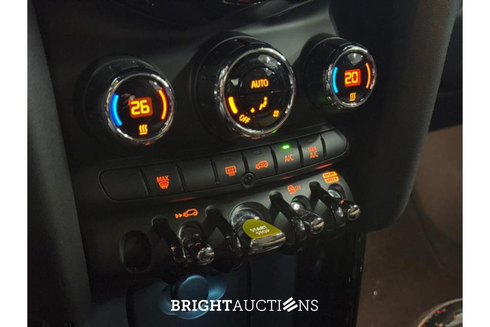 MINI Mini Classic 33 kWh 184pk 2022 (Origineel-NL), P-348-ZV