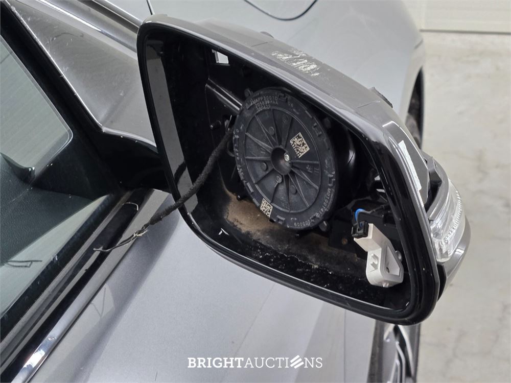 BMW 118i 1-serie High Executive 136pk 2022 1-Serie, Z-968-PB
