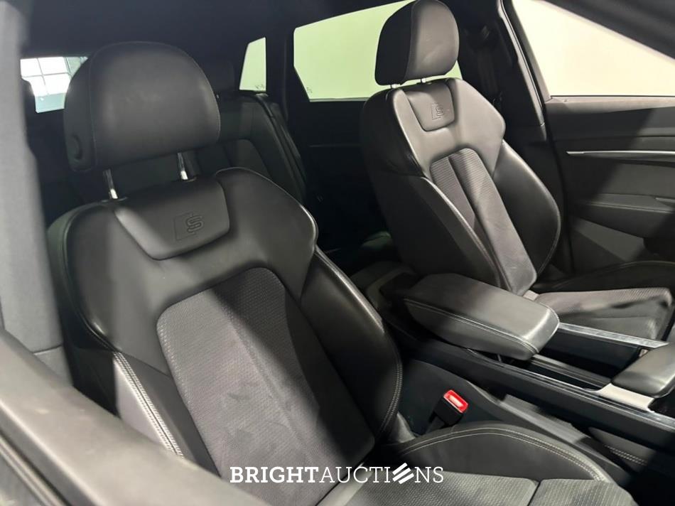 Audi e-tron 55 S edition Quattro 95 kWh 408pk 2021 (Origineel-NL), N-342-LB