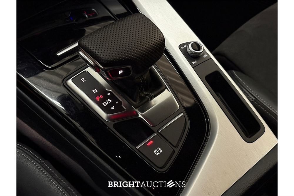 Audi A5 Sportback 40 Launch edition Sport TDI 190pk 2020, P-165-JF