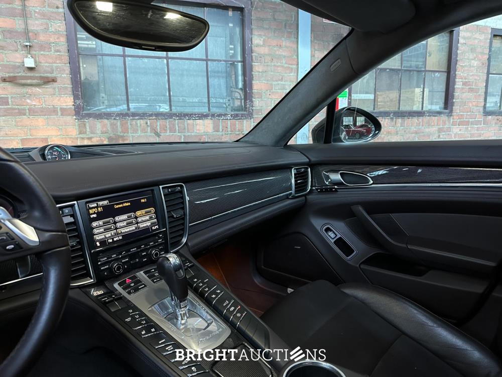 Porsche Panamera Turbo 4.8 V8 500pk 2009 Sport-Chrono, N-110-LT