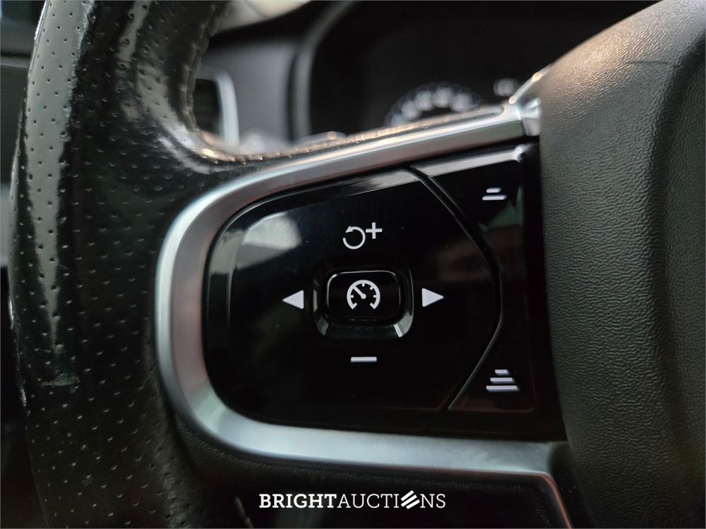 Volvo XC90 T8 Twin Engine R-Design 2.0 AWD 320pk 2016, T-183-RP