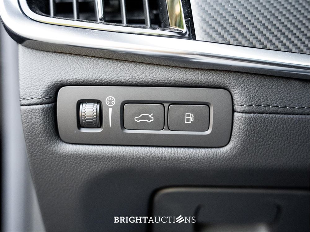Polestar 1 2.0 T8R (1 van 1500) Carbon Plug-In Hybrid 609pk 2022