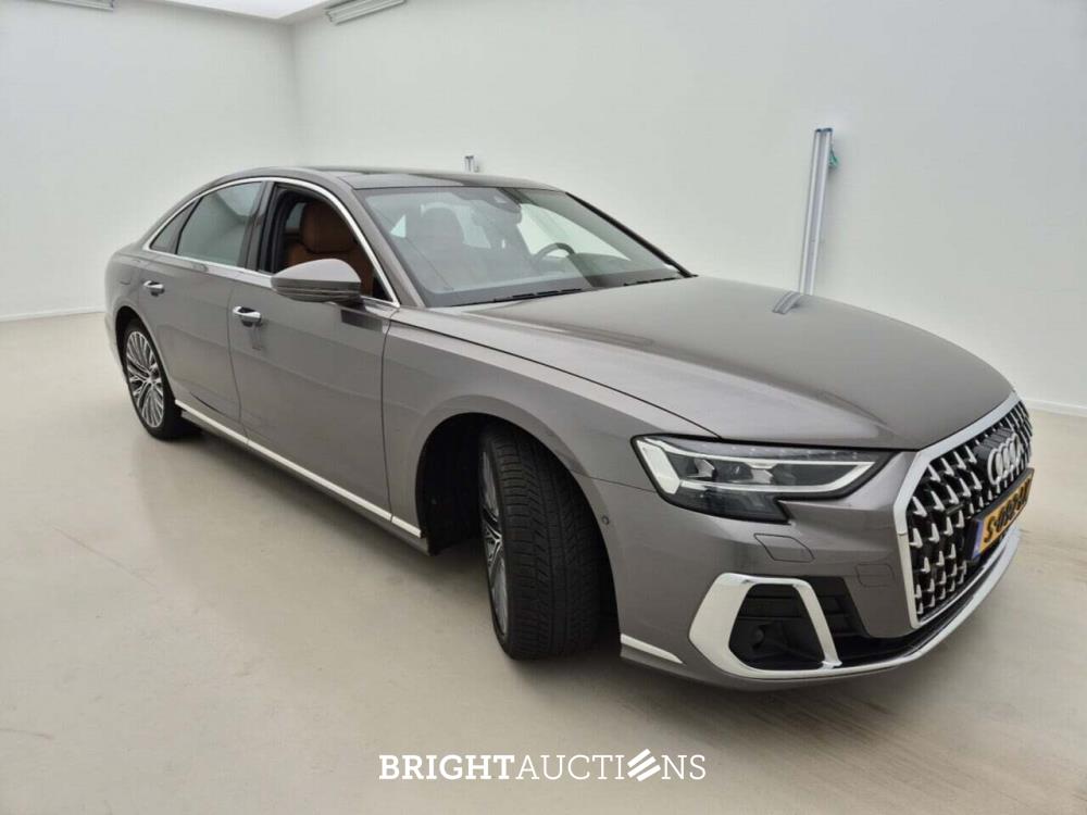 Audi A8 60 E TFSI Quattro 476pk 2023 (Origineel-NL), S-092-LX