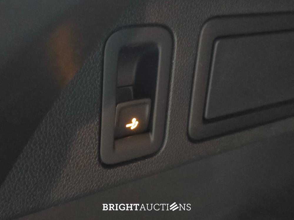 Volkswagen Tiguan ACT Highline Business R 1.5 TSI 150pk 2019 (Origineel-NL), ZB-318-G