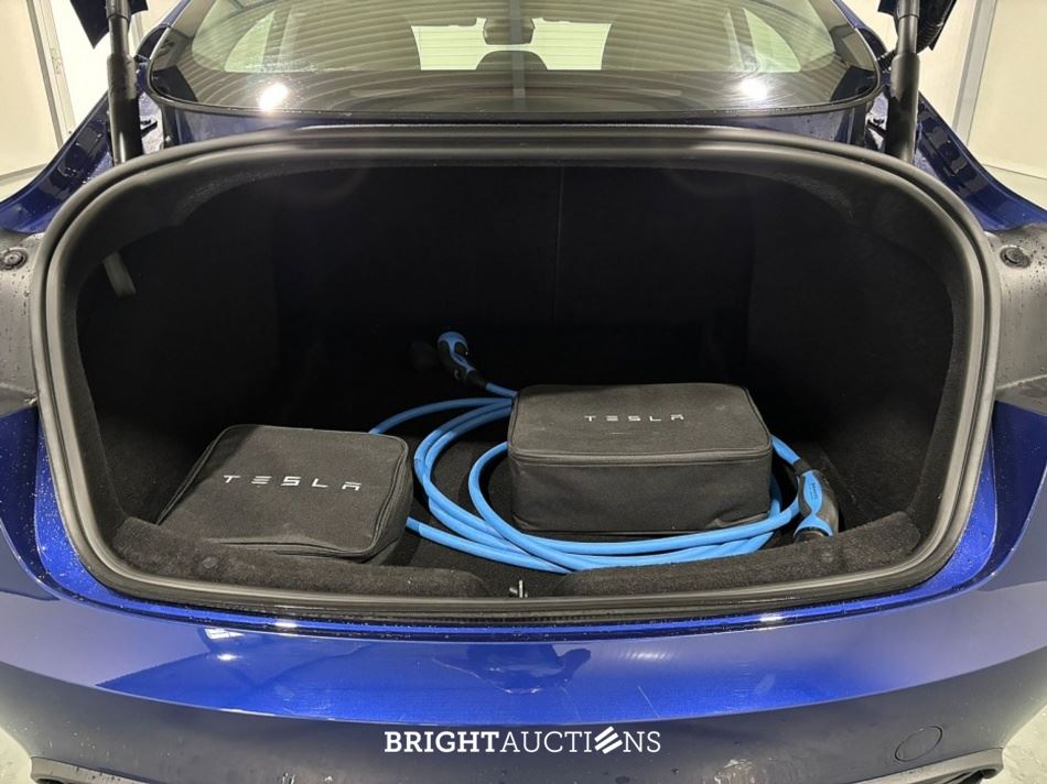 Tesla Model 3 RWD Highland 19 inch 60 kWh 283pk 2023 (Origineel-NL), X-156-DB