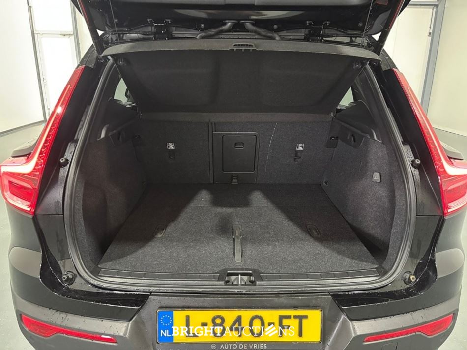 Volvo XC40 Recharge P8 R-Design AWD 408pk 2021 (Origineel-NL), L-840-FT