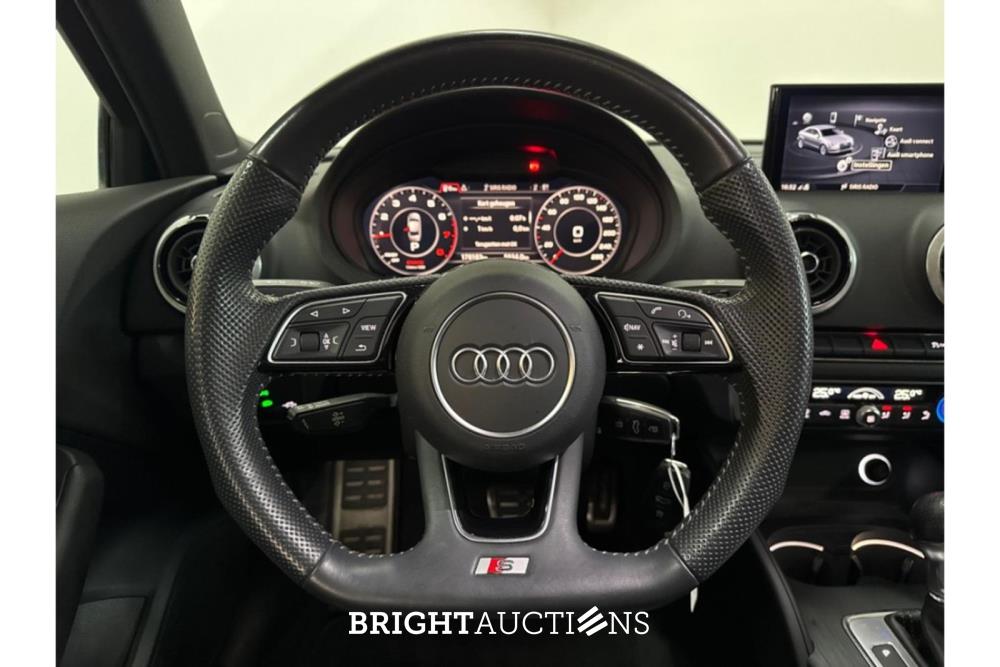 Audi A3 Limousine 35 CoD Advance Sport TFSI 150pk 2019 (Origineel-NL), ZL-485-D