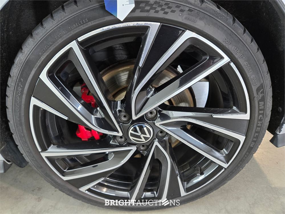 Volkswagen Golf GTI 2.0 TSI 245pk 2020, L-810-HX