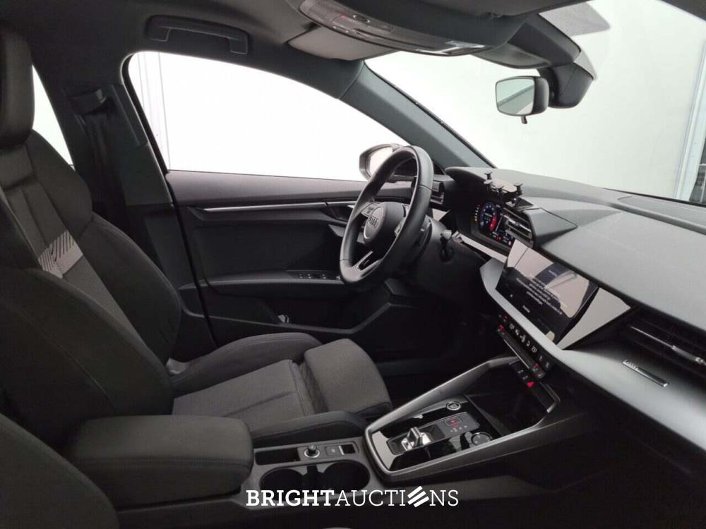 Audi A3 Sportback 35 Advance Edition TFSI S-tronic 150pk 2024 (Origineel-NL), Z-068-FL