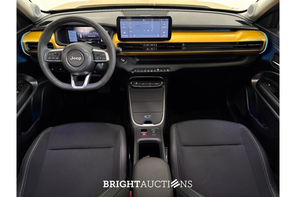 Jeep Avenger 1. Auflage 54 kWh 156hp 2023 (Original-NL), X-820-DP