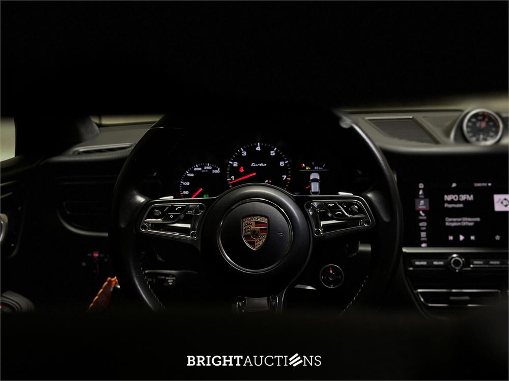 Porsche Macan Turbo 2.9 V6 441pk 2020, J-177-TT