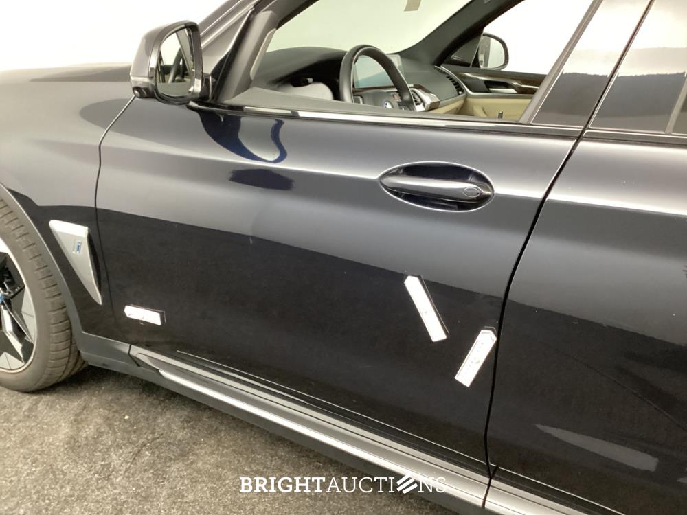 BMW iX3 High Executive 80 kWh 286pk 2021 (Origineel-NL), N-867-SR