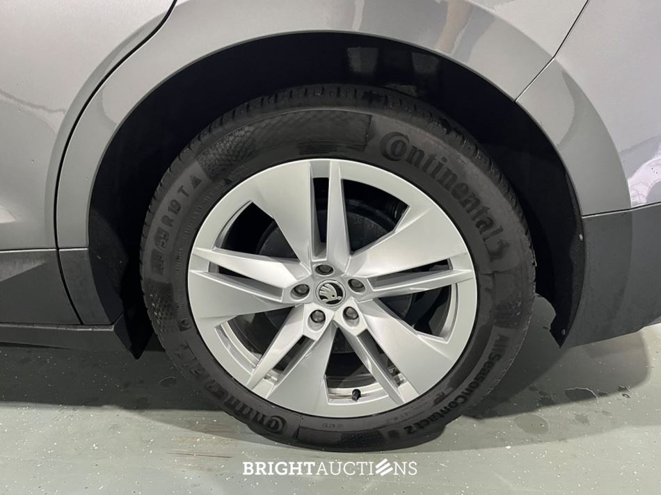 Škoda Enyaq 60 Business Edition 179pk 2024 (Origineel-NL), Z-104-PX