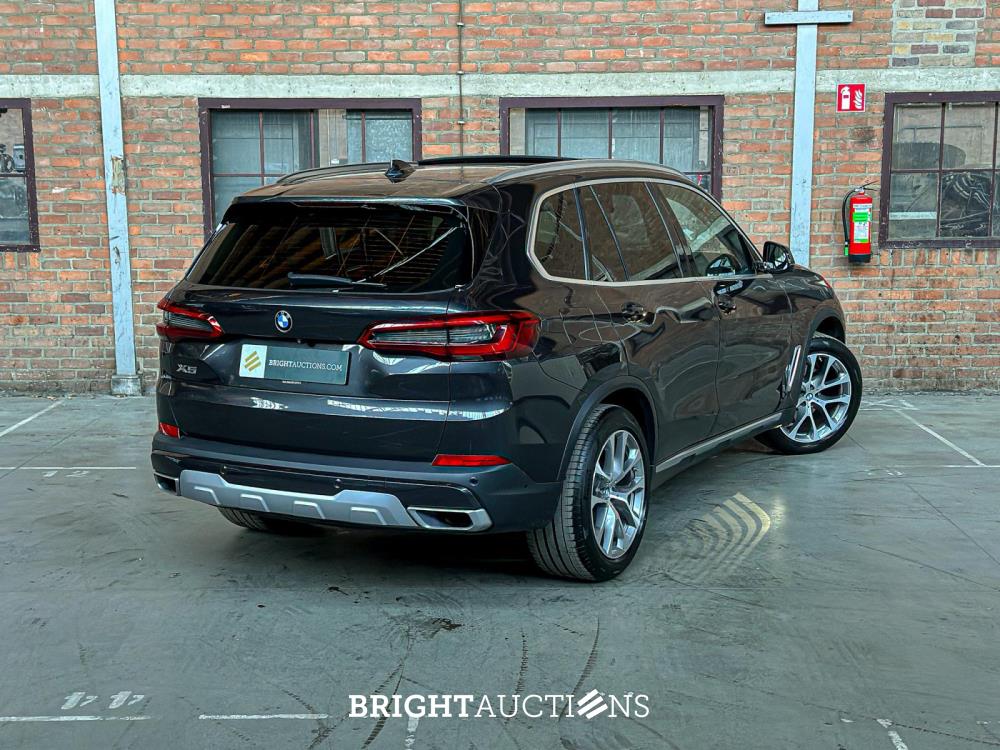BMW X5 xDrive30d High Executive 265pk 2019, J-714-TF