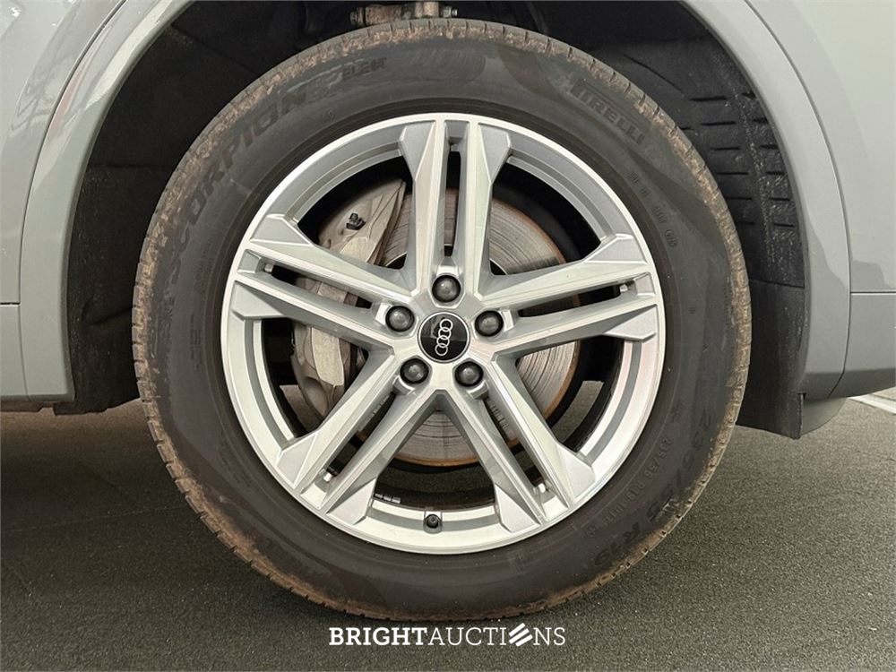 Audi Q5 50 TFSI e S edition 408pk 2022 (Origineel-NL), R-409-BV