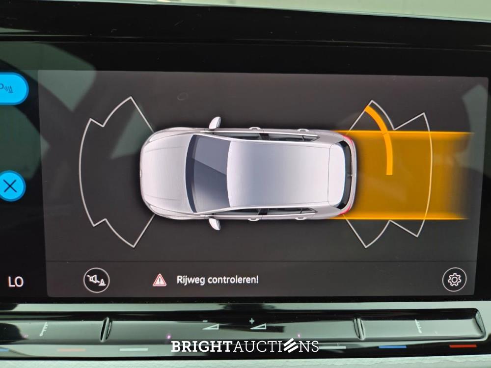 Volkswagen Golf 1.0 eTSI Life 110 pk 2021, L-219-ZT