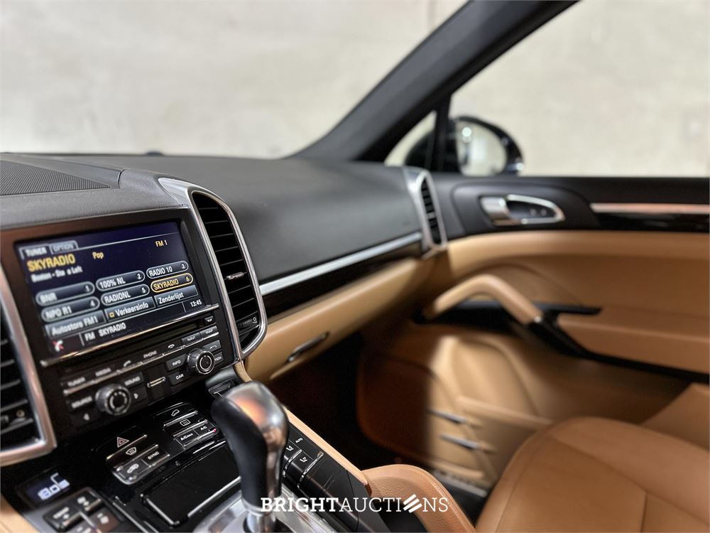 Porsche Cayenne 3.0 V6 S E-Hybrid 416pk 2014 (Origineel-NL), 1-ZDG-21