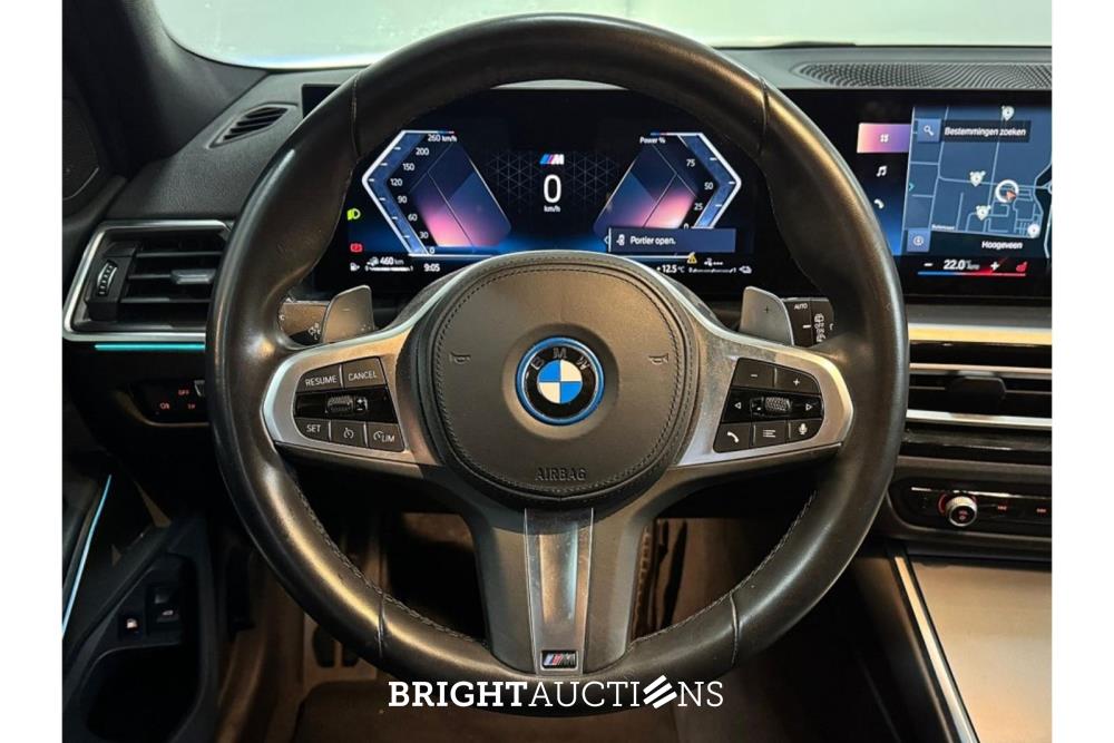 BMW 320e Touring M-Sport 272pk 2023 (Origineel-NL) 3-Serie, S-176-KP