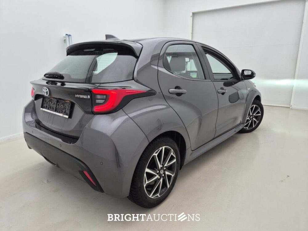 Toyota Yaris Vvt-I HYBRID Lounge 1.5 92pk 2021