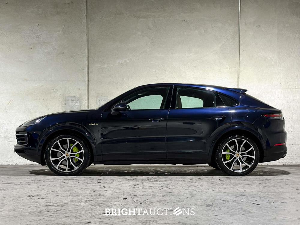 Porsche Cayenne Coupé 3.0 V6 E-Hybrid 462pk 2021 (Origineel-NL + 1e eigenaar), K-327-PV