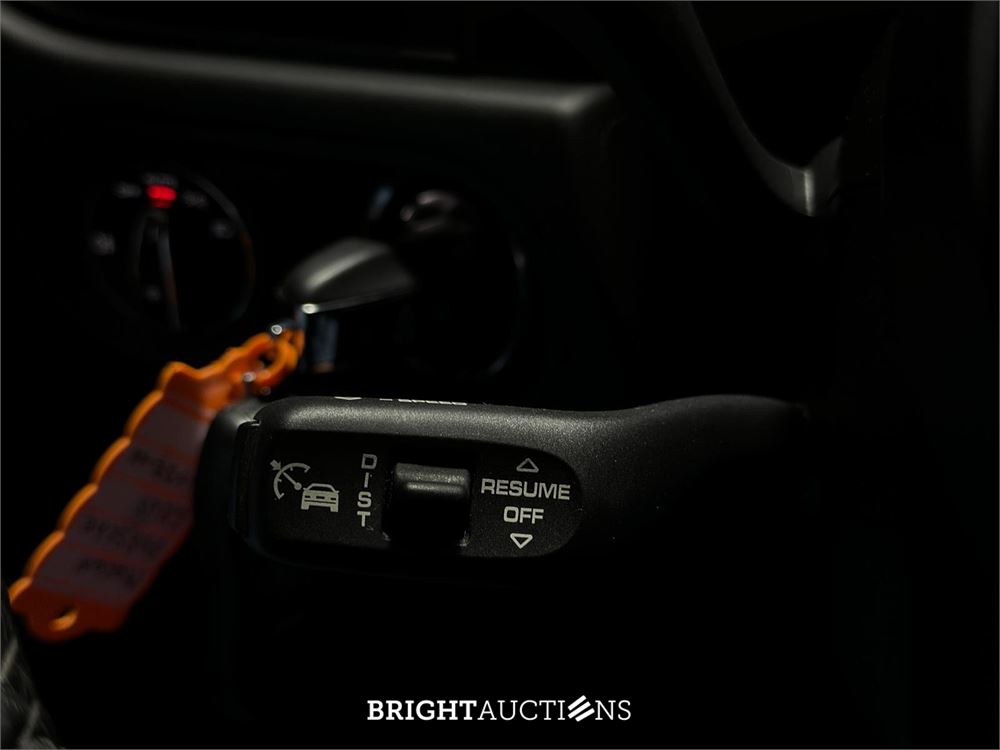 Porsche Macan Turbo 2.9 V6 441pk 2020, J-177-TT