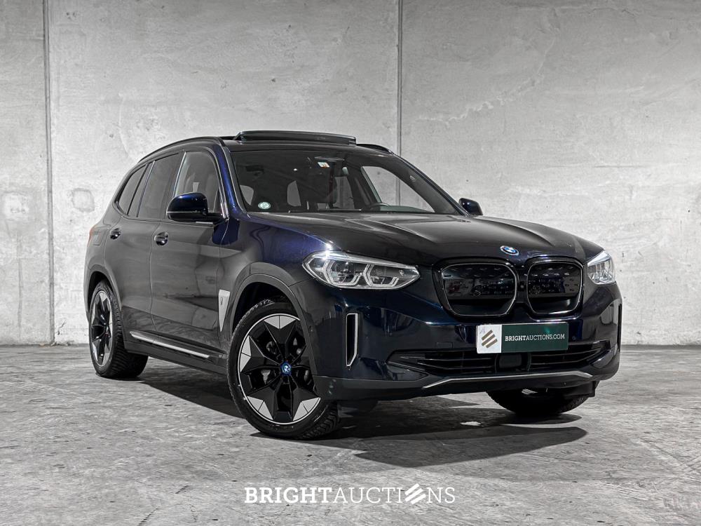 BMW iX3 High Executive 80 kWh 286pk 2021 G08 (Origineel-NL + 1e Eigenaar), N-444-RG