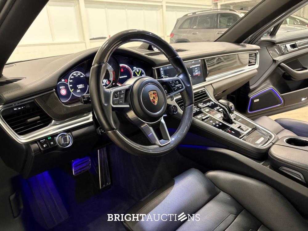 Porsche Panamera Sport Turismo 4 E-Hybrid 2.9 330pk 2018 (Origineel-NL), RX-988-D