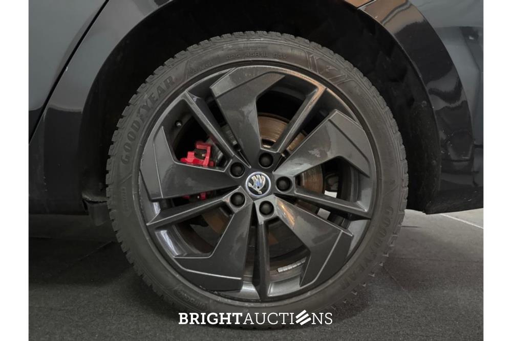 Škoda Octavia Combi RS iV PHEV Business 1.4 TSI 258pk 2021 (Origineel-NL), N-280-KK