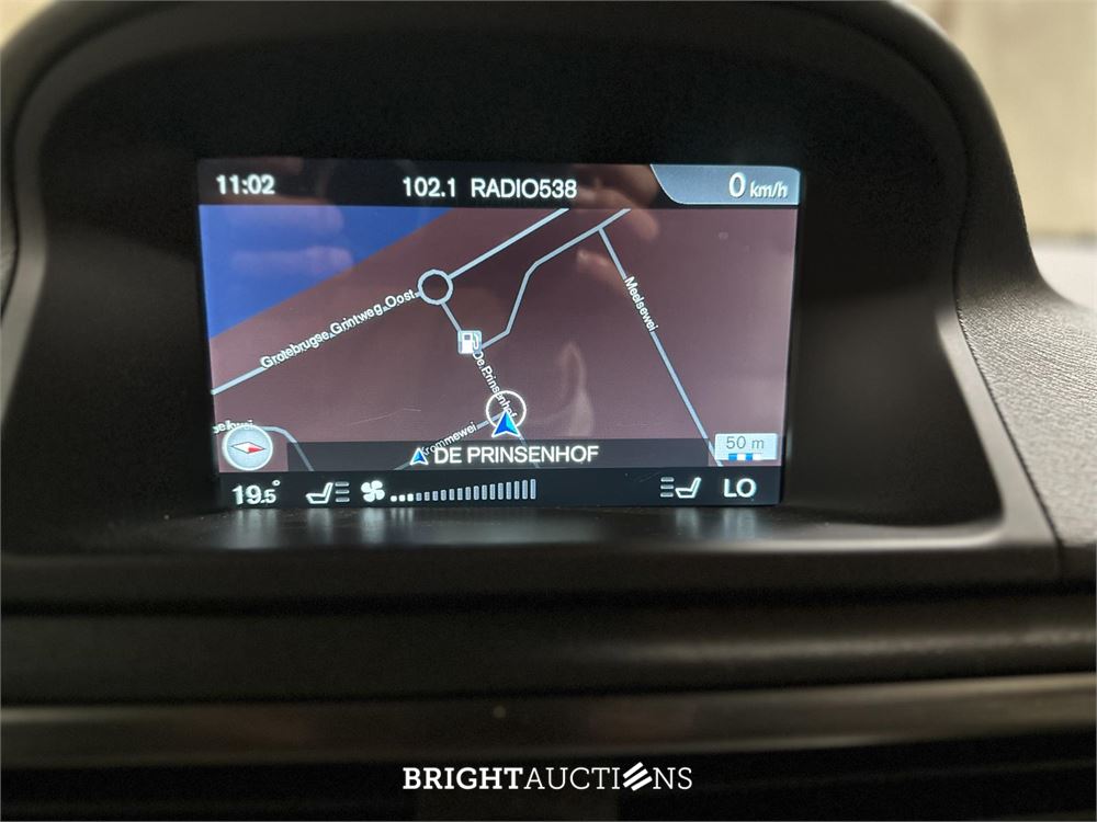 Volvo XC70 2.0 D4 FWD Momentum 181pk 2014 (Origineel-NL) Automaat, 2-XLB-00