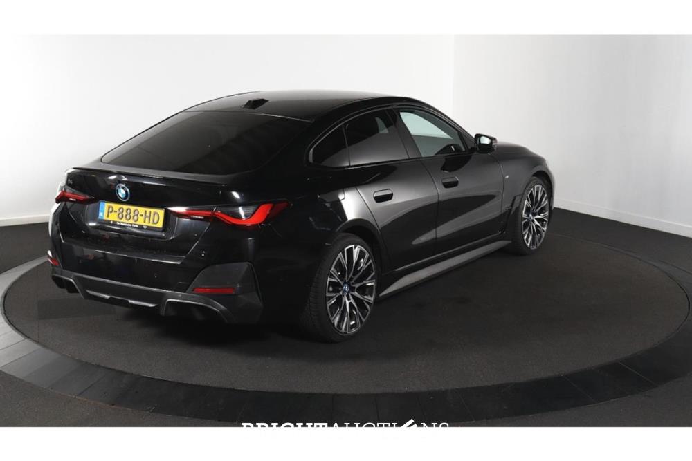 BMW i4 eDrive40 High Executive 84 kWh 340pk 2022 (Origineel-NL), P-888-HD