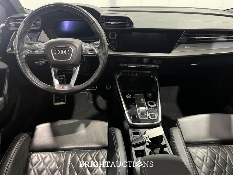 Audi A3 Limousine 30 S edition TFSI 110pk 2022 (Origineel-NL), P-528-PR