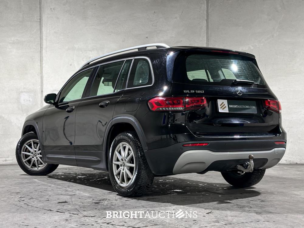 Mercedes-Benz GLB180 Business Solution 136pk 2021 (Origineel-NL + 1e Eigenaar) GLB-Klasse, L-079-FR