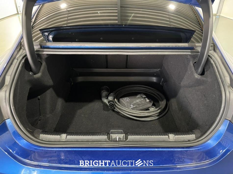 Mercedes-Benz EQE350 Luxury Line 89 kWh 292pk 2022 (Origineel-NL), R-484-LP