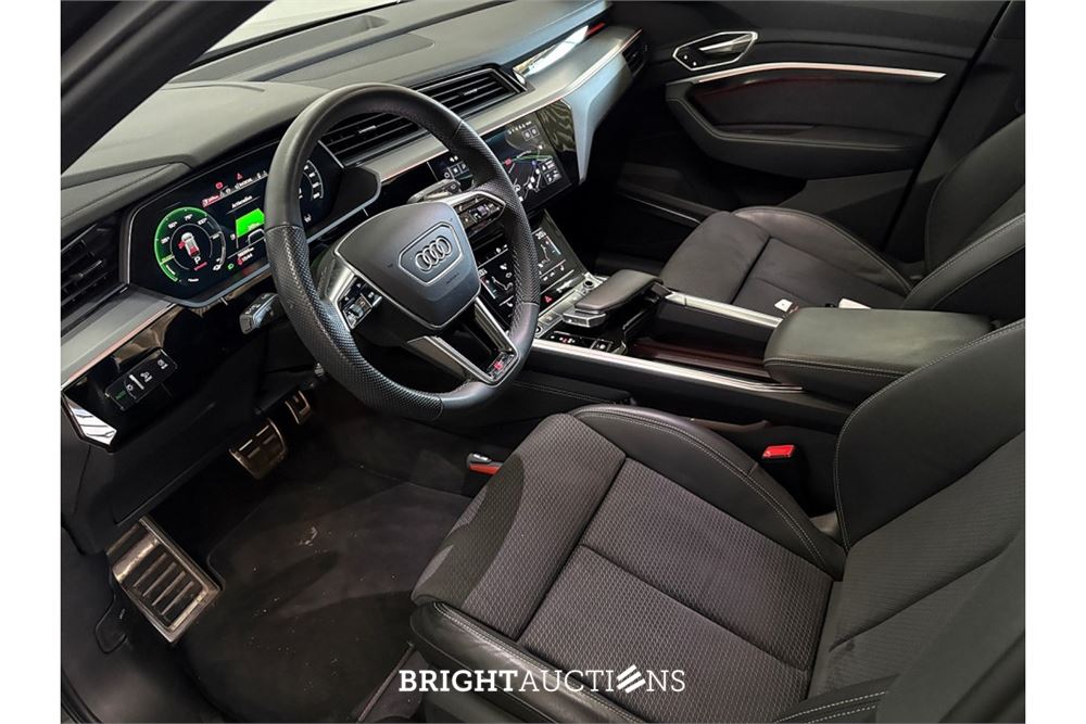 Audi Q8 55 S Edition Competition Quattro 115 kWh 2024 (Origineel-NL), Z-182-HF