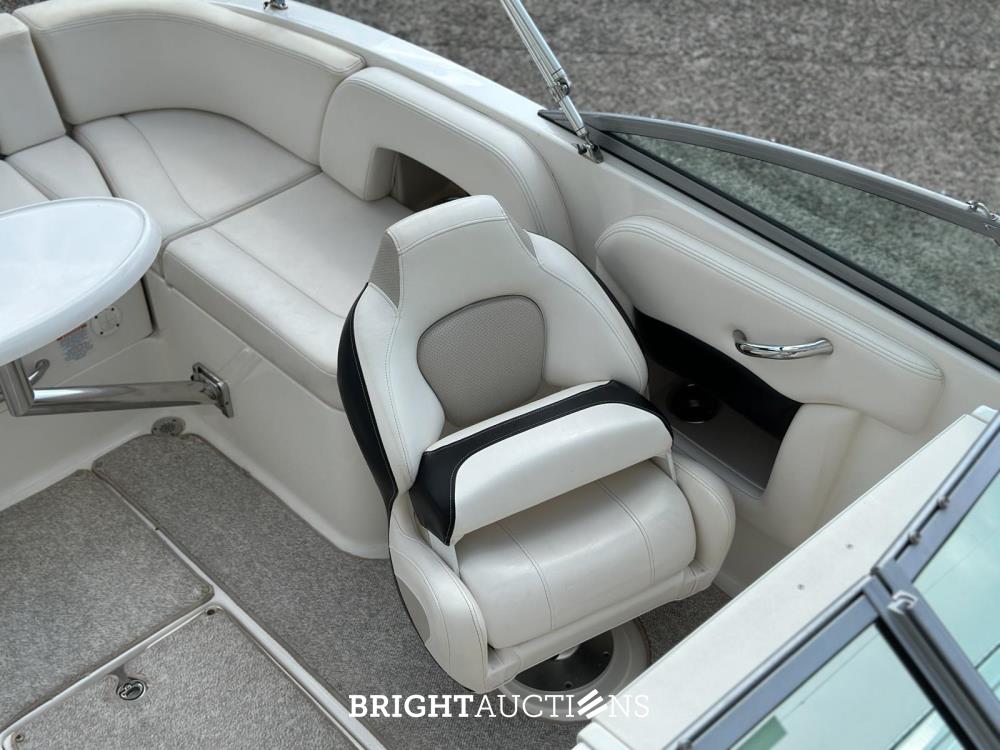 Chaparral 225 SSi Sportboot / Speedboot met Kajuit, MerCruiser 300pk – 2012