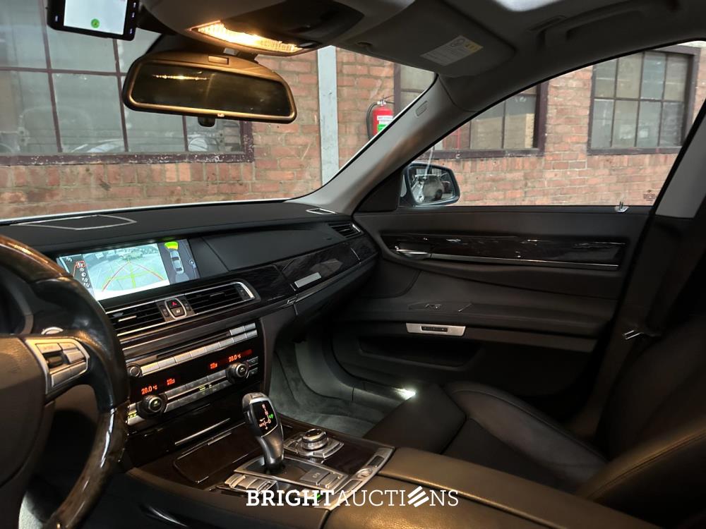 BMW ActiveHybrid7 F04 4.4 V8 465pk 2011 F04 Youngtimer