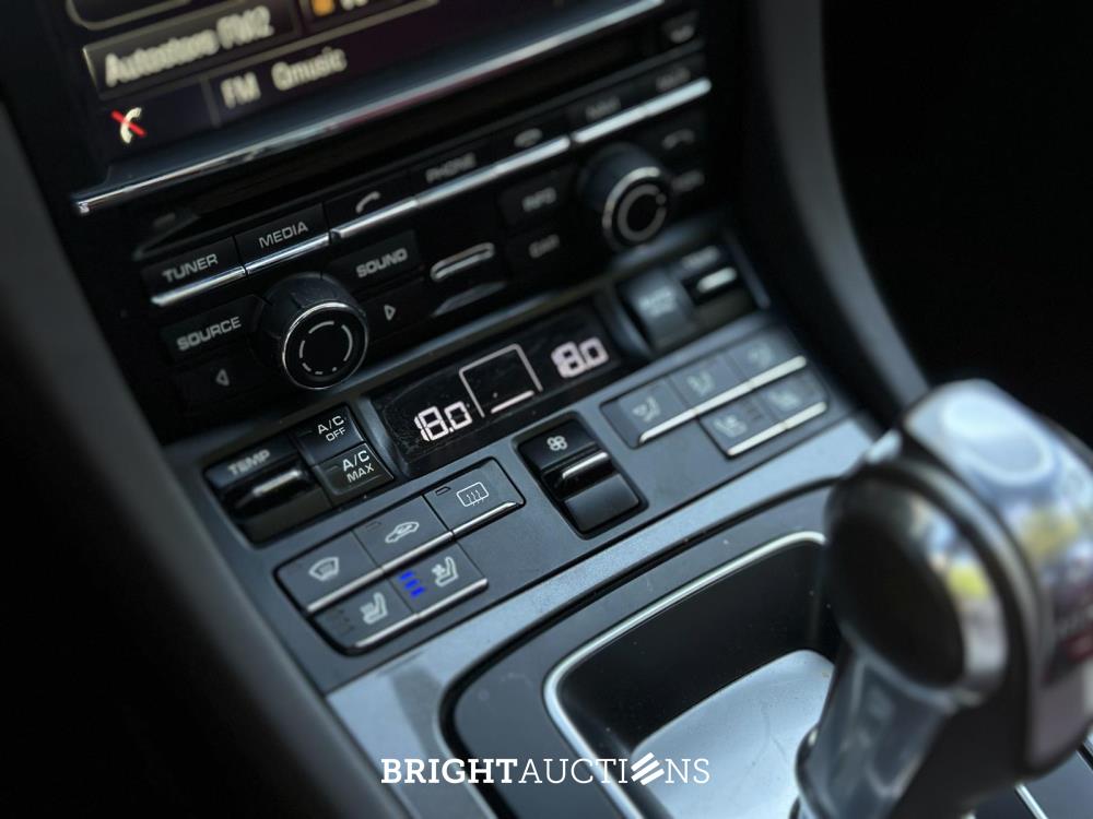 Porsche 911 991 Turbo S 3.8 6-cilinder Cabrio 560pk 2014 (Origineel-NL), NL-kenteken