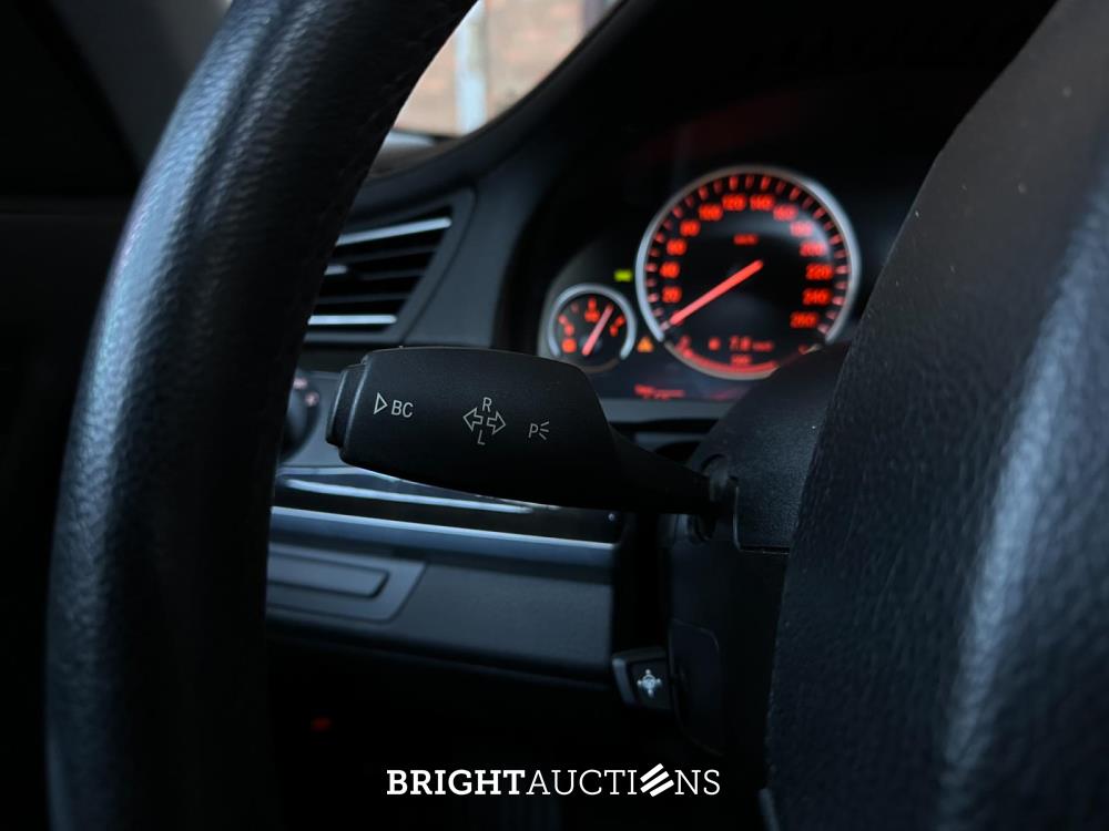 BMW ActiveHybrid7 F04 4.4 V8 7-serie 465pk 2011 -Youngtimer-