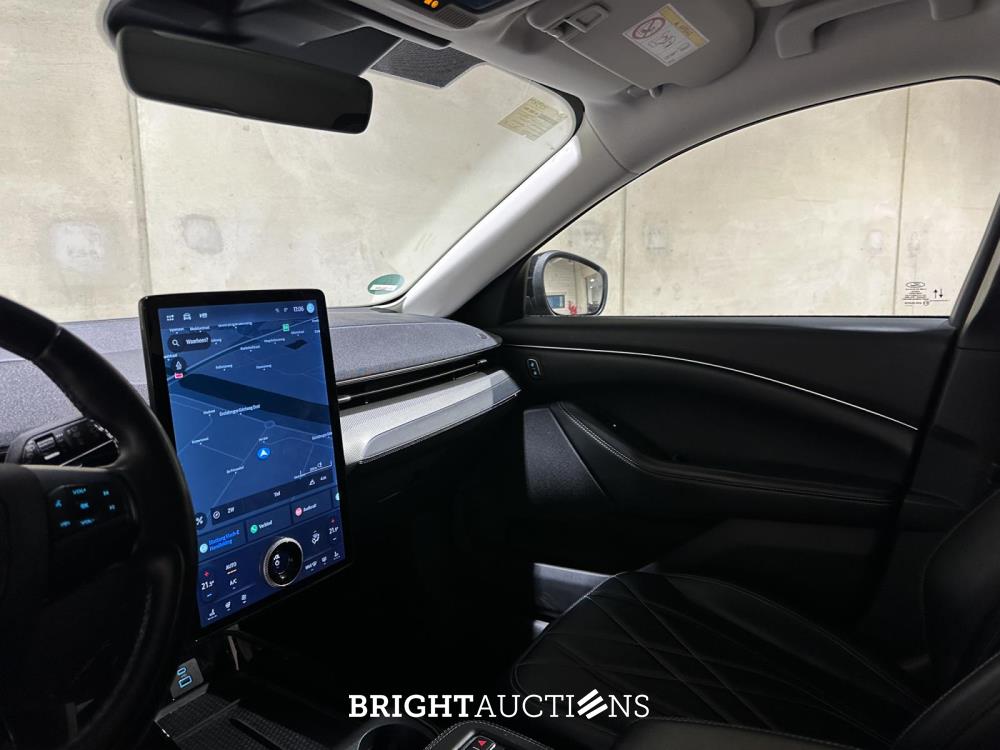 Ford Mustang Mach-E RWD 75 kWh 269pk 2021 (Origineel-NL + 1e Eigenaar), N-181-RH