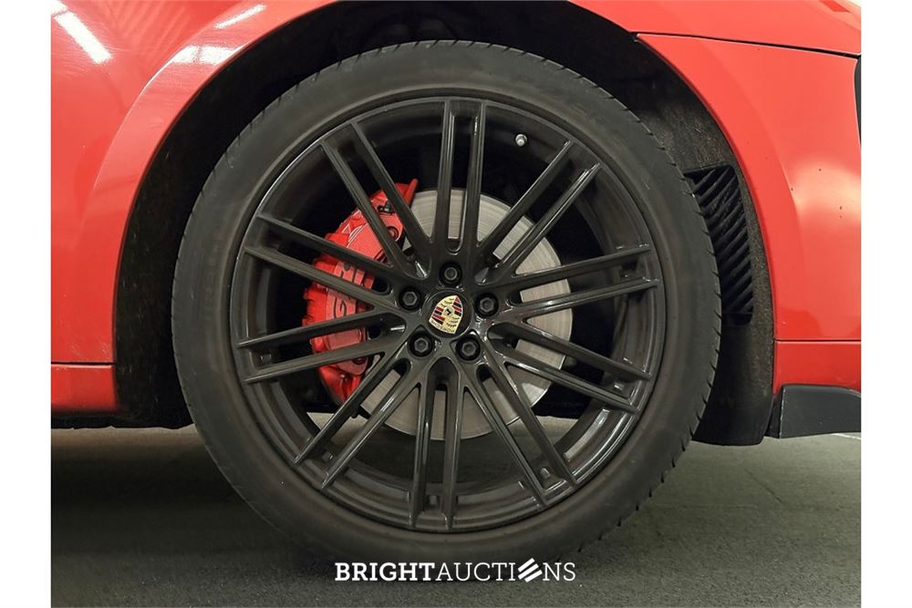 Porsche Macan GTS 2.9 380pk 2021 (Origineel-NL), K-562-NV