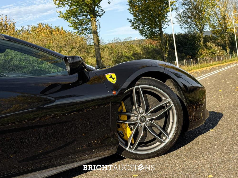 Ferrari 488 Spider HELE 3.9 V8 -Full Carbon- 670pk 2018, GFG-98-P
