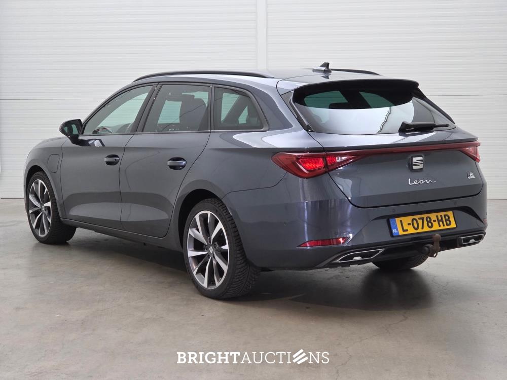 SEAT Leon Sportstourer eHybrid PHEV FR Business Intense 1.4 TSI 258pk 2021 (Origineel-NL), L-078-HB