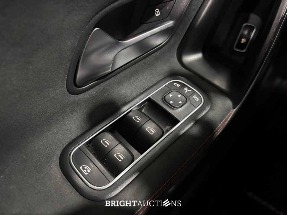 Mercedes-Benz CLA200 Shooting Brake d Business AMG 150pk 2021 (Origineel-NL) CLA-Klasse, N-498-FG