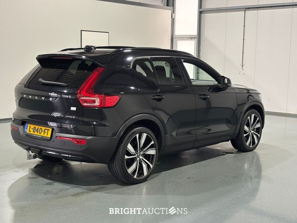 Volvo XC40 Recharge P8 R-Design AWD 408pk 2021 (Origineel-NL), L-840-FT