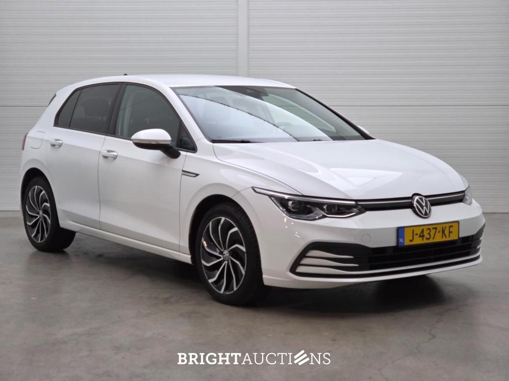 Volkswagen Golf Life 1.5 TSI 131pk 2020 (Origineel-NL), J-437-KF